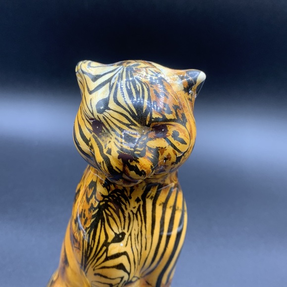 LaVie 8 1/2” Leopard African Safari Lion Giraffe Zebra Animal Print Figurine - Picture 6 of 9